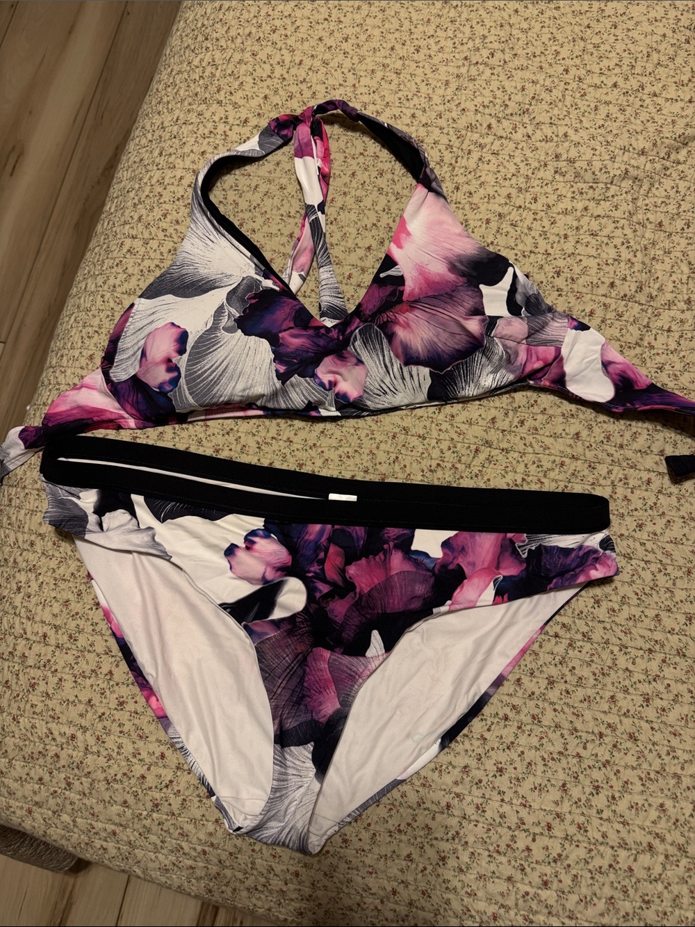 CALIA by Carrie Underwood Bikini Set, Large Top, XL bottoms